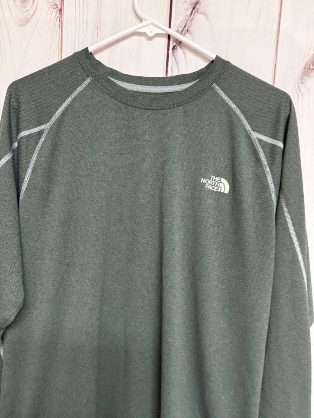 The North Face Men’s FlashDry Voltage Crew Large Green Performance‎ EUC